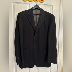 Giorgio Armani Elegant Black Suit Jacket